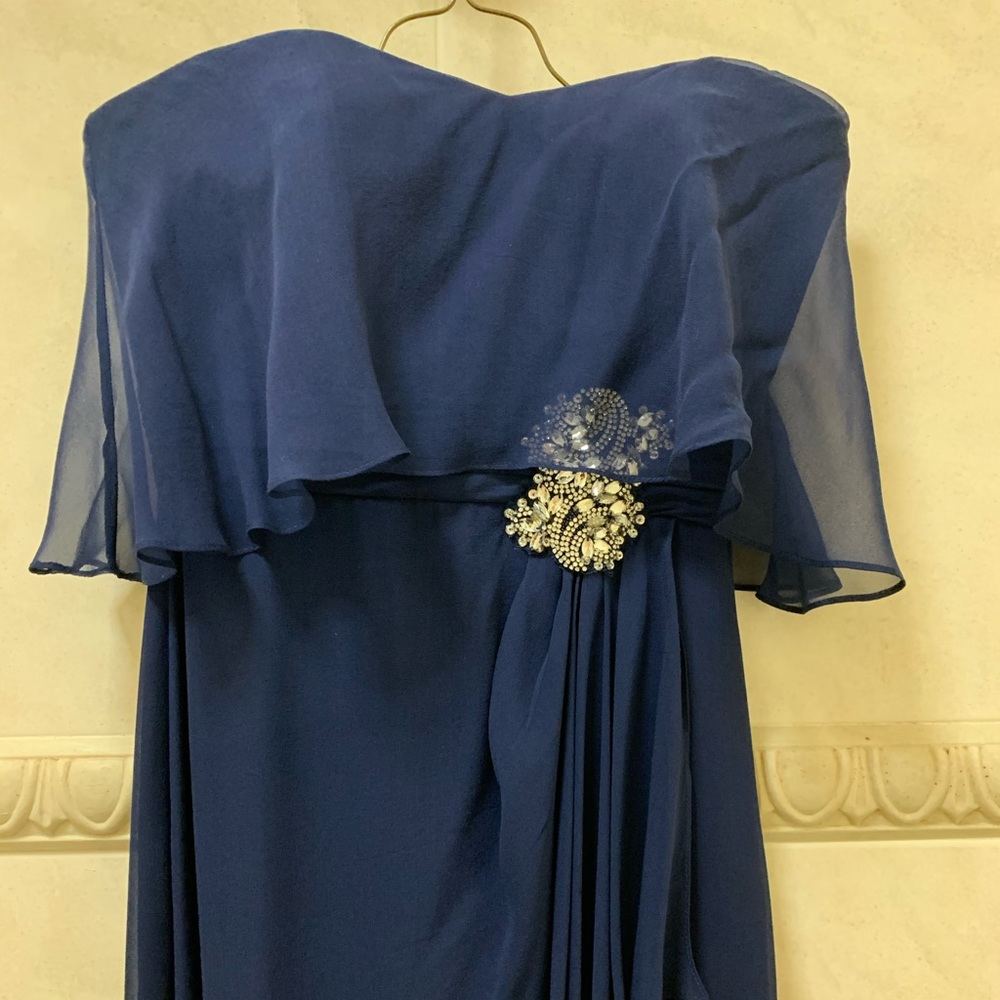 Badgkey Mishka blue gown